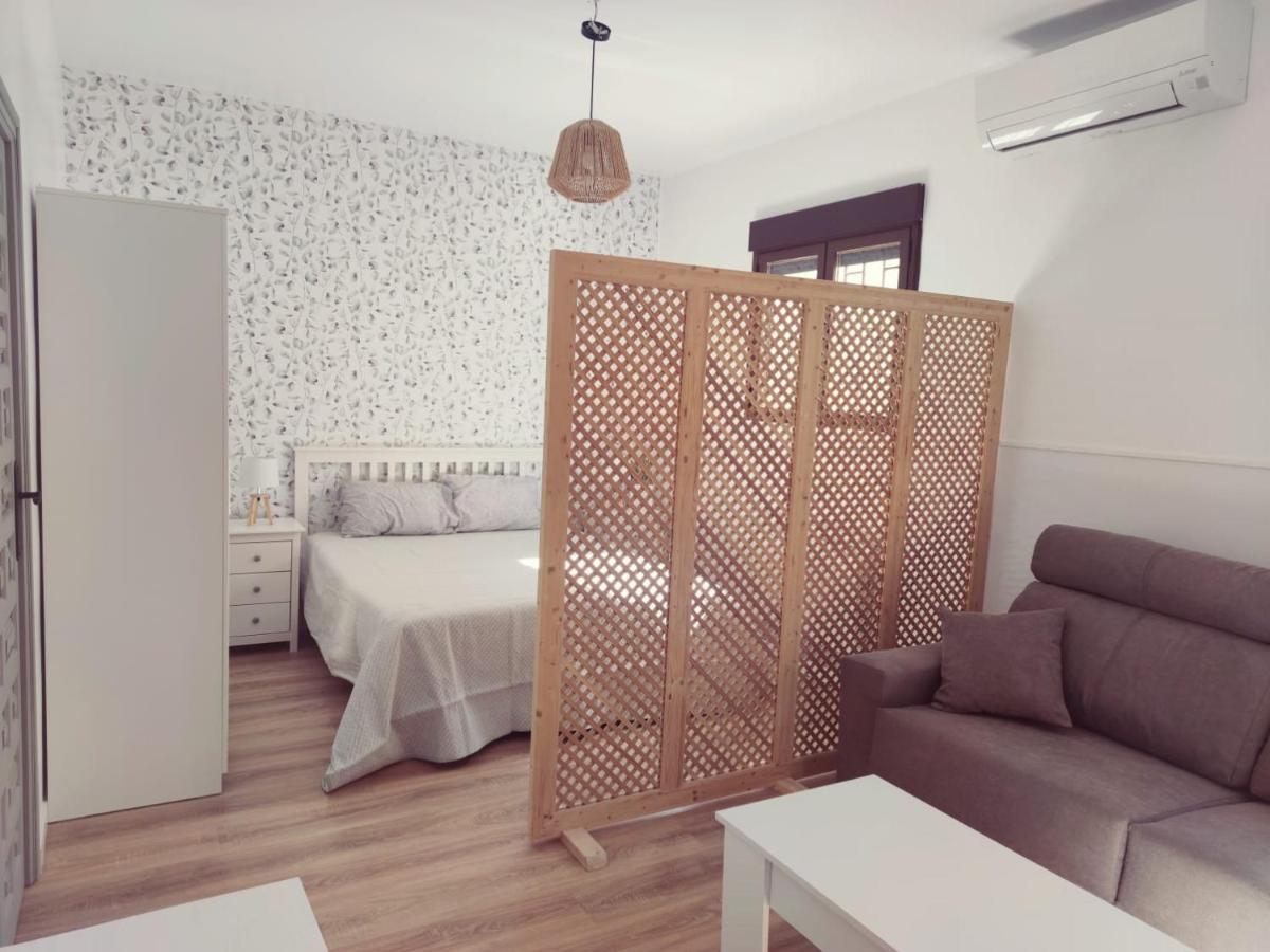 Ferienwohnung Los Patos Villafranca de los Caballeros Exterior foto